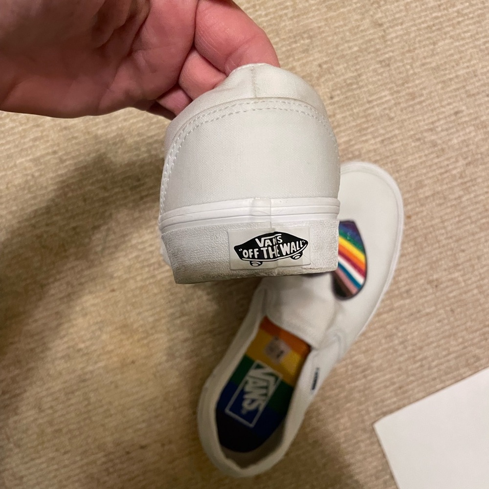 Vans White Slip-On Sneakers with Rainbow Heart Design Aster Pride - Picture 6 of 7